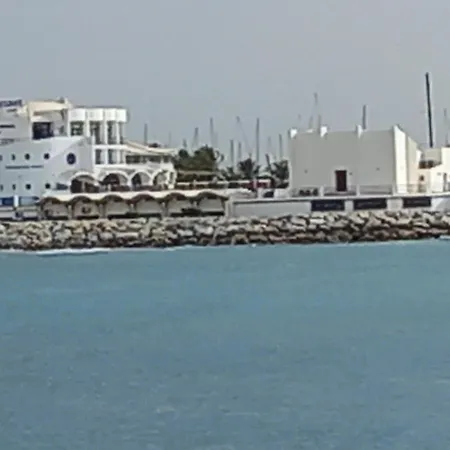Beachfront Diana 2